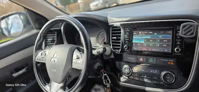 2017 mitsubishi outlander es AWD suv - Photo 9