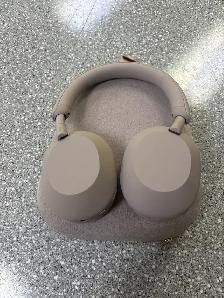 Sony WH-1000XMS Noise Cancelling Bluetooth Headphones With Case - Photo 2