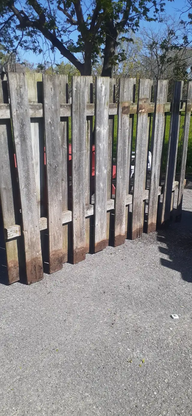 Free Fence panels