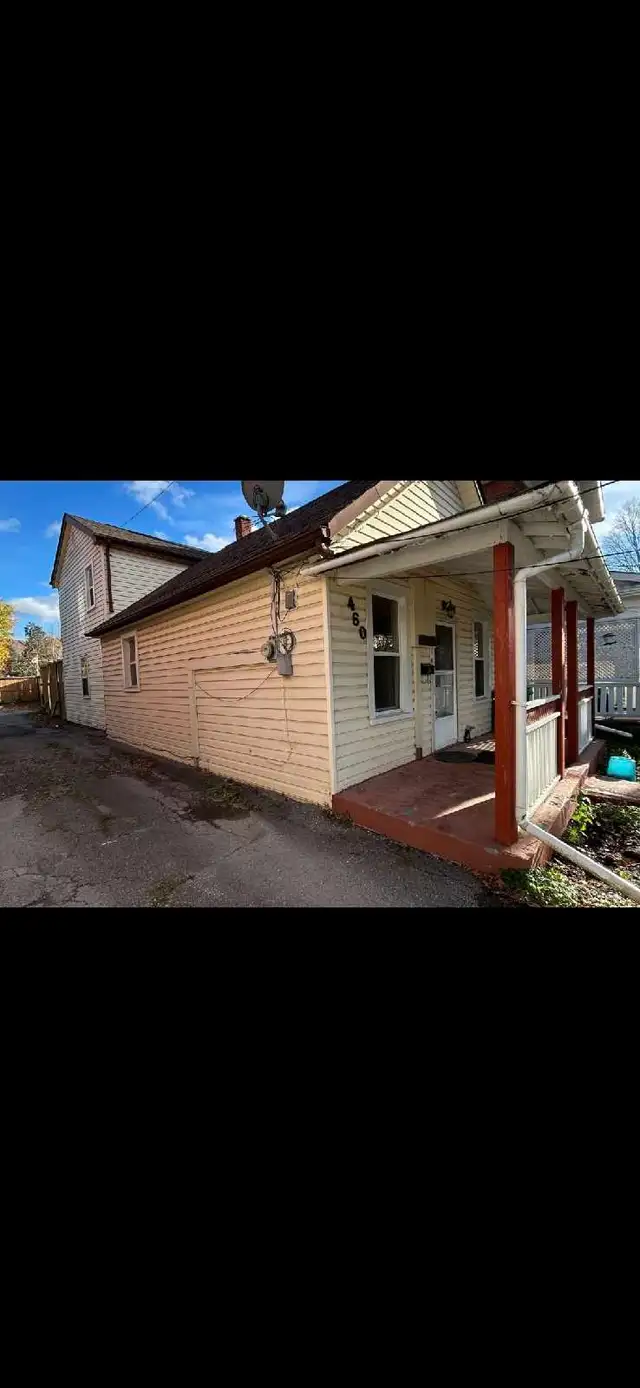 460 Driscoll Terrace Peterborough - Photo 2