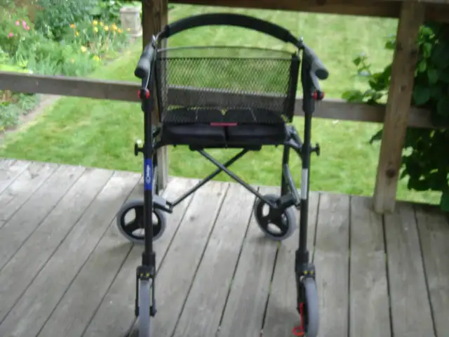 Walker- Dana Douglas Rollator- Nexus 3  Walker, New Condition - Photo 7