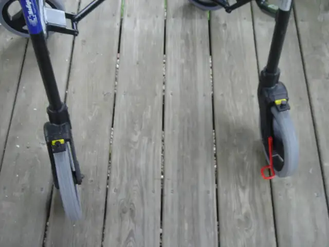 Walker- Dana Douglas Rollator- Nexus 3  Walker, New Condition - Photo 9