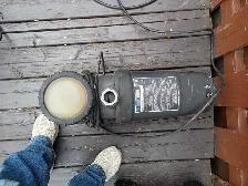 for sale I'm selling up pump and a vacuum cleaner for swimming p