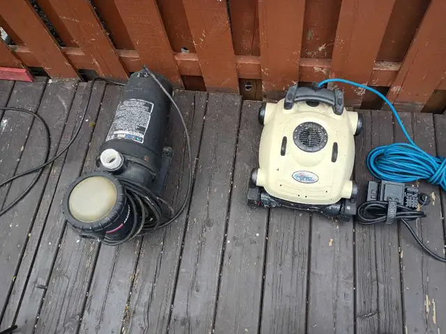for sale I'm selling up pump and a vacuum cleaner for swimming p - Photo 2