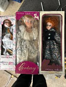 Collectable dolls for saleas pictured asking 10.00 ea. on choic