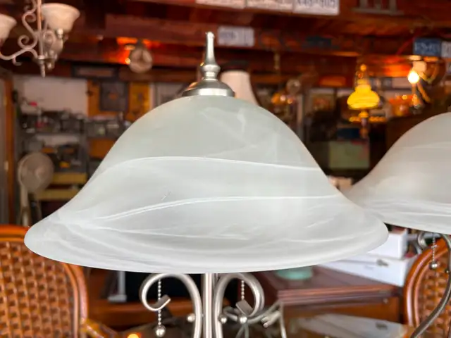 Beautiful Matching Table Lamps - Photo 2