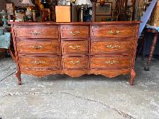9 Drawer Dresser