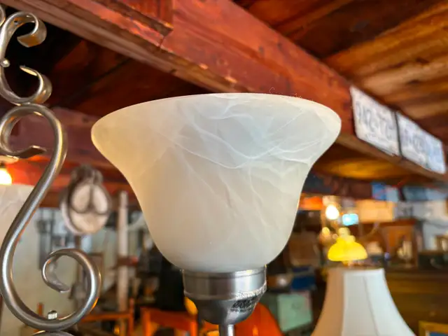 Ceiling Light - Photo 8