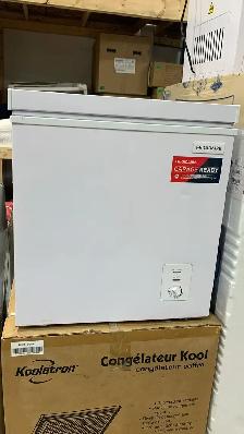 Chest Freezer - Frigidaire 2.1 Cu ft EFRF200 - White New.