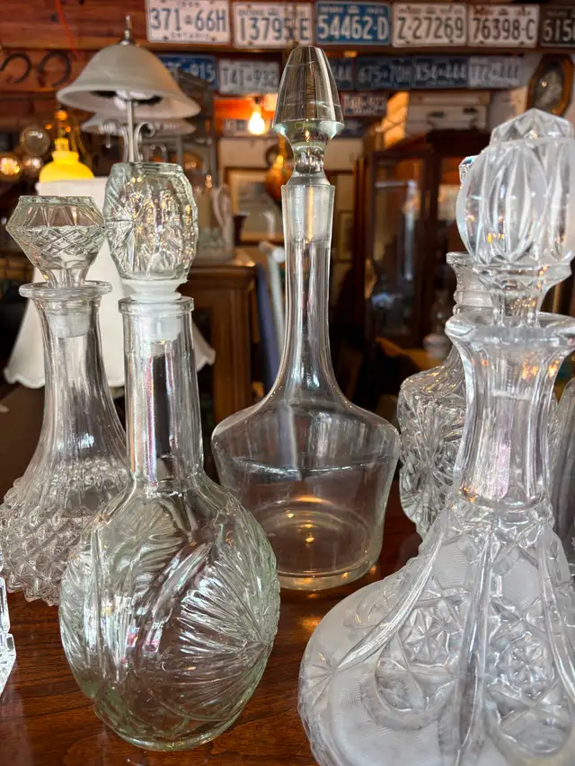 11 Different Decanters - Photo 6