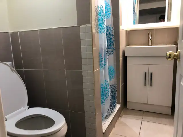 Room for rent on sharing basis from June 1st 2026 Near Bramalea - Photo 3