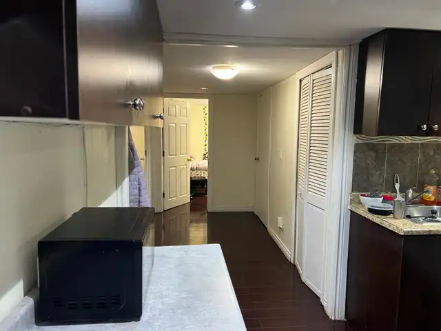 Room for rent on sharing basis from June 1st 2026 Near Bramalea - Photo 7
