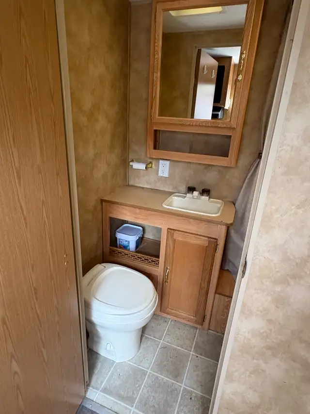 2006 Hornet 24ft RSL Travel Trailer - Photo 8