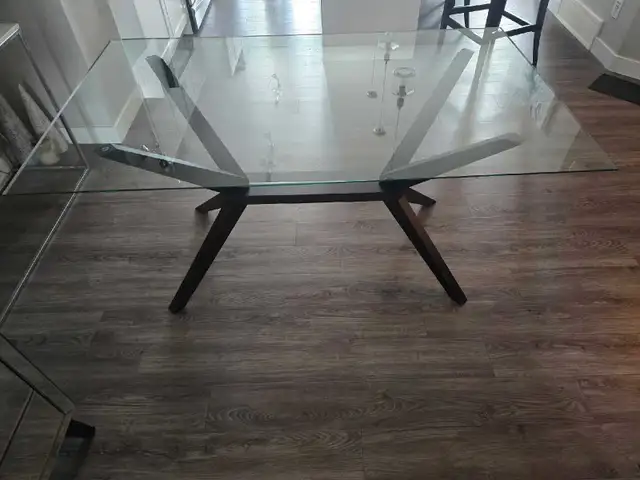 Dining table - Photo 5
