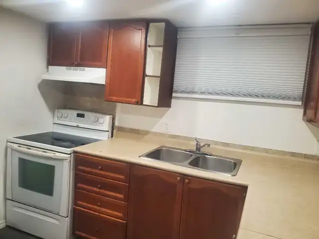 2-bedroom furnished basement for rent. - Photo 9