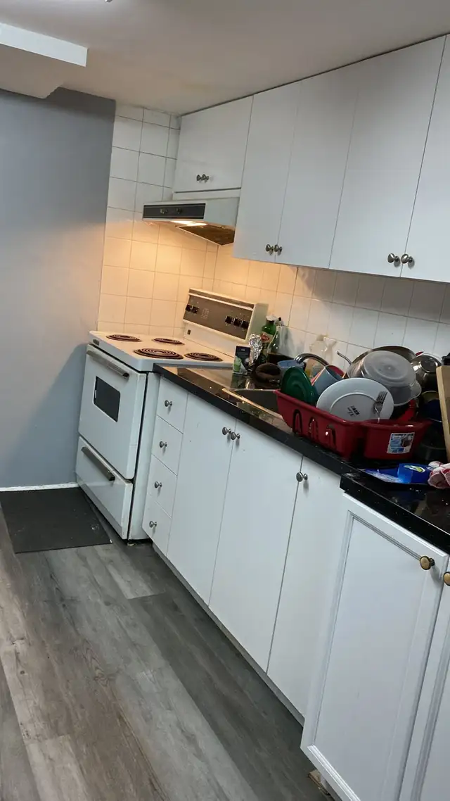 Two Rooms Basement apartment for Rent - Photo 2
