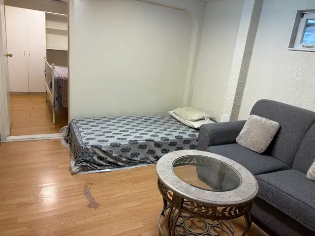 Two Rooms Basement apartment for Rent - Photo 9