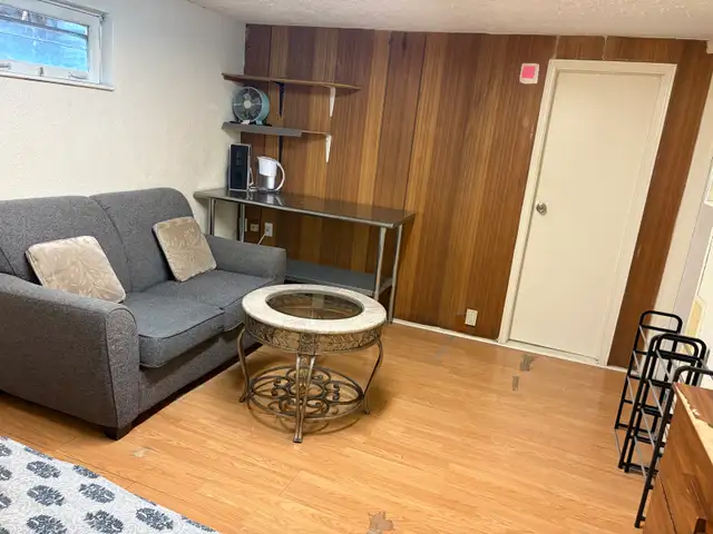 Two Rooms Basement apartment for Rent - Photo 10