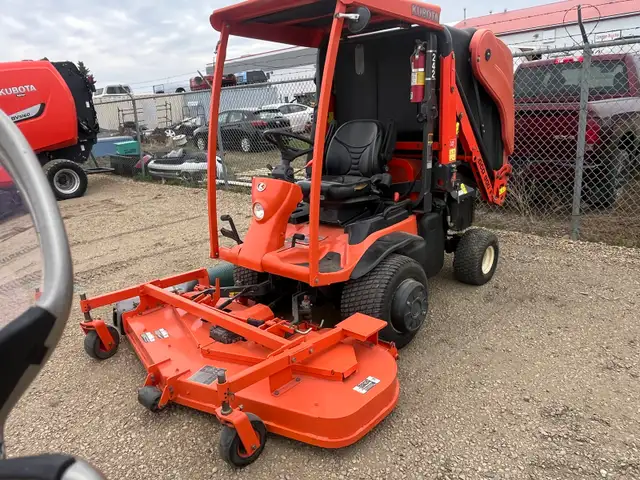 Kubota F3680 with Collection System