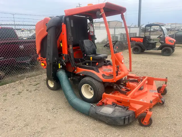 Kubota F3680 with Collection System - Photo 2