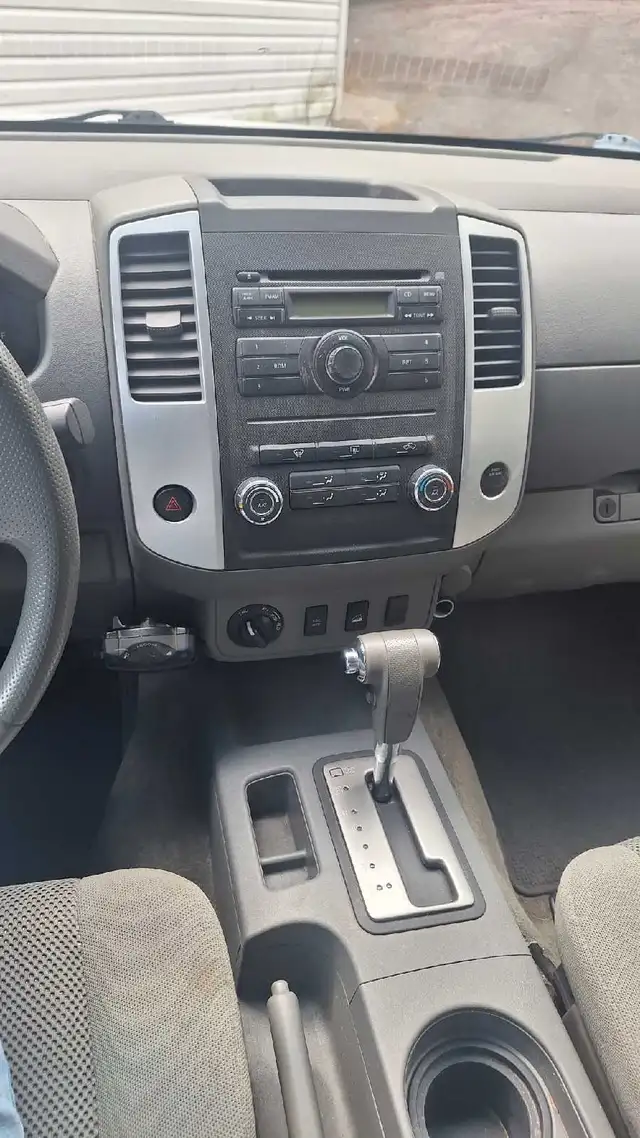 Nissan frontier 2010 - Photo 5