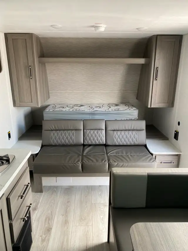 2025 Keystone Hideout 230MBBH — Family Travel Trailer, Sleeps 7 - Photo 3
