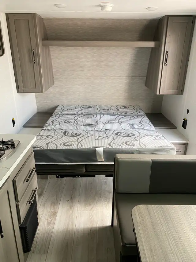 2025 Keystone Hideout 230MBBH — Family Travel Trailer, Sleeps 7 - Photo 4