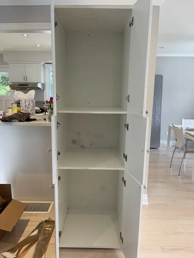 Cabinet $100 - Photo 3