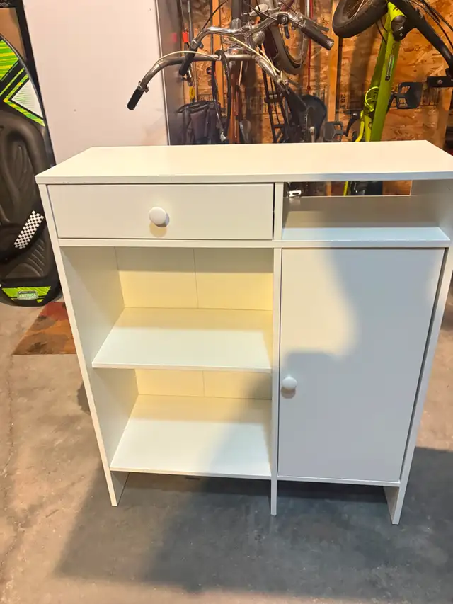 Dresser - Photo 2