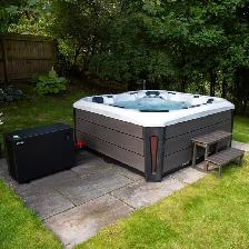 STARGATE HOT TUB FOR SALE