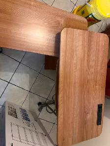 Work/laptop desk - Photo 3