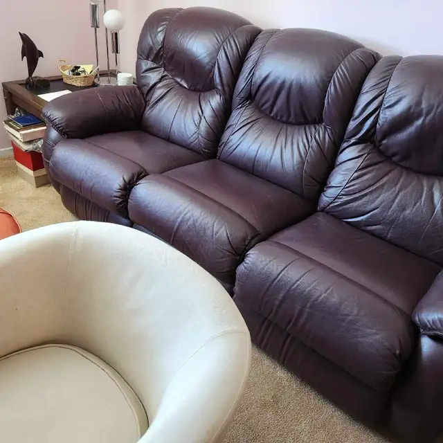 Lazy-Boy Leather Recliner - Photo 2