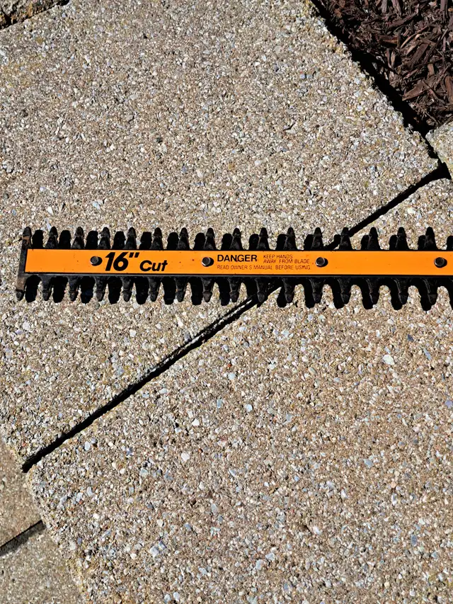 Taille-haie électrique 16'' Black Decker - Photo 4