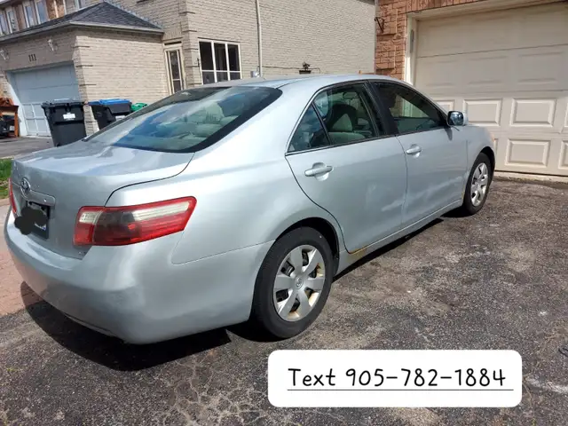 Toyota Camry 2007 LE - Photo 2