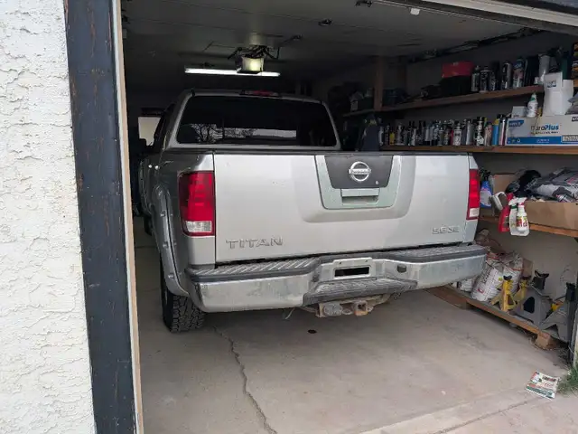 2005 Nissan Titan 4x4 - Photo 4