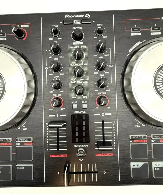 Pioneer DDJ-SB2 Serato DJ Controller $229 - Photo 6