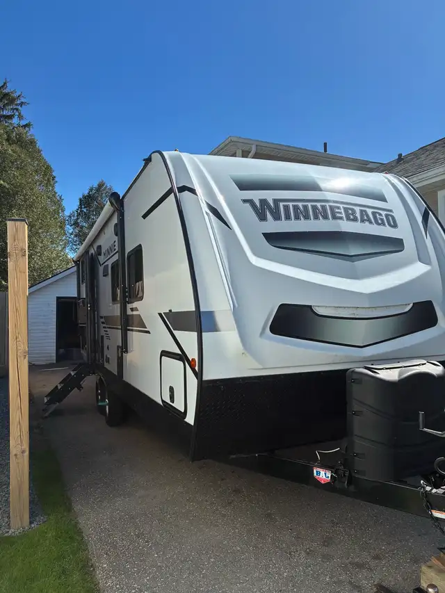 2022 winnebago minni - Photo 2