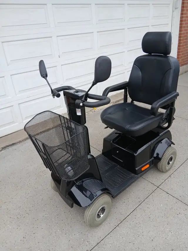 Mobility scooter - Photo 2