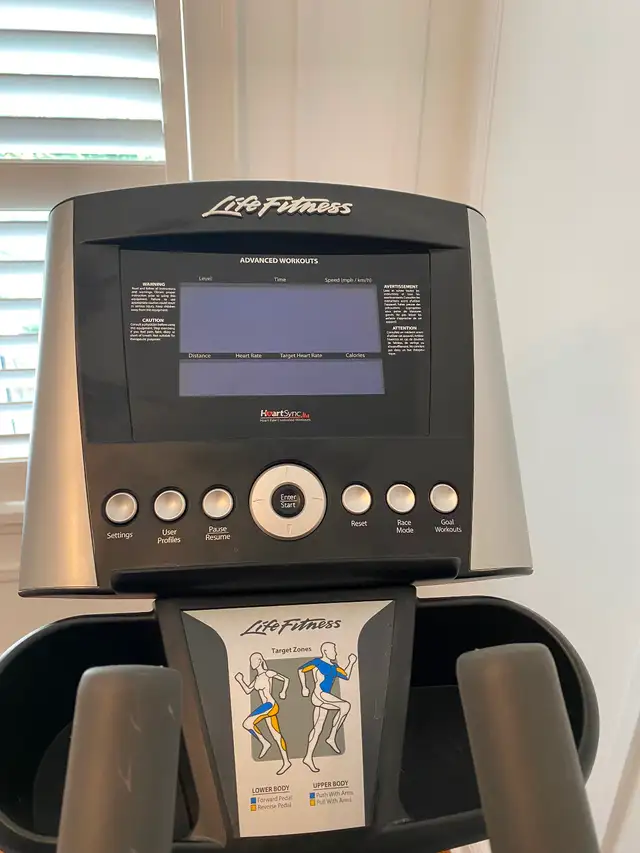Life Fitness Elliptical - Photo 6