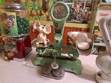 Antique Scales - Photo 3