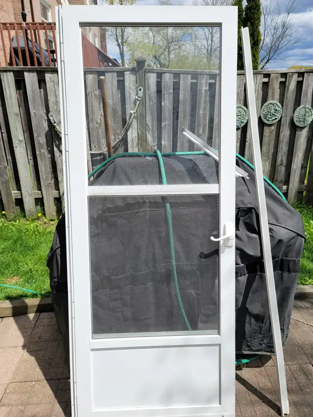 Storm Door 32' x 80 - Photo 4