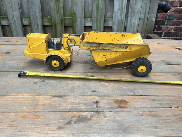 1950’s Marx Lumar Rocker Dump Pressed Steel Toy Dump Truck !