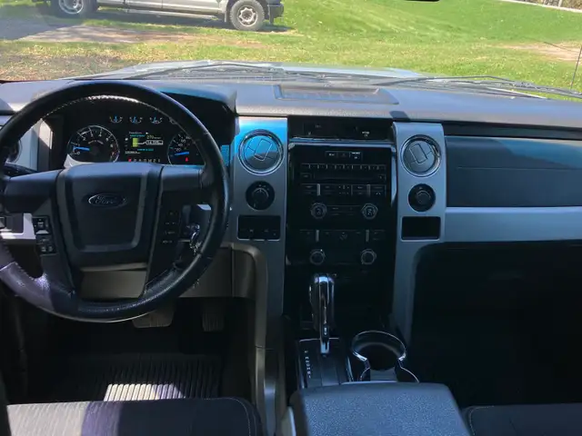 2011 Ford F150 FX4 - Photo 5
