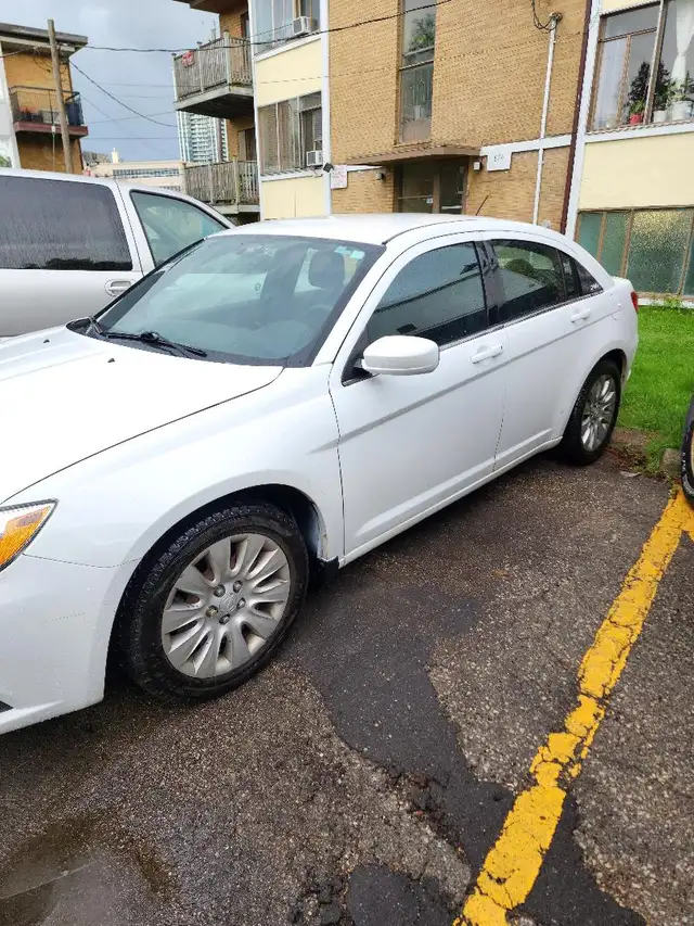 2013 Chrysler 200-Series Excellent on Gas.! - Photo 3