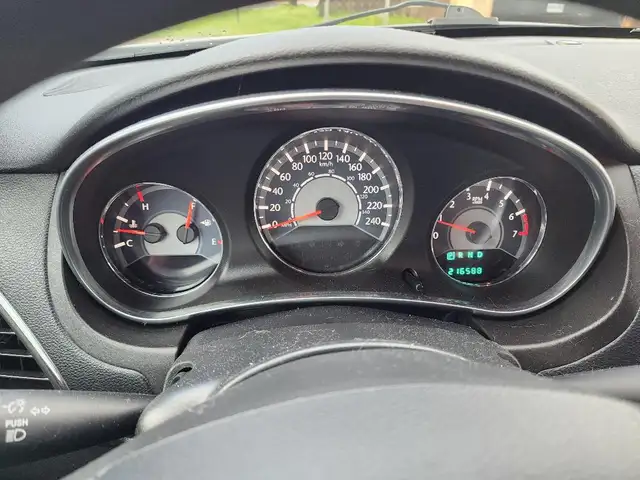 2013 Chrysler 200-Series Excellent on Gas.! - Photo 7