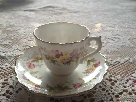 Coalport Marilyn - Photo 4