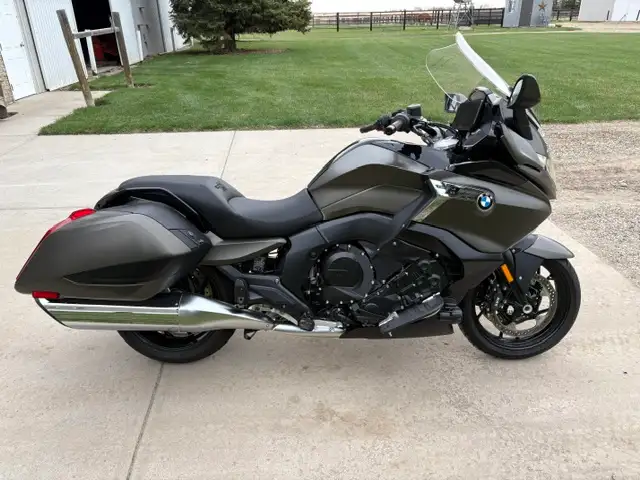 2023 BMW 1600B, motorcycle , 4700 km