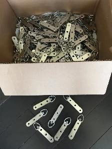 Heavy Duty 3-Hole Picture Hanging Hooks with D-Ring – 250 Pieces