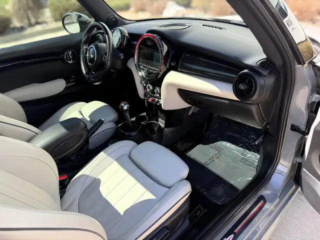2018 MINI 3 Door John Cooper Works Low Km Rare Manual Must See! - Photo 16