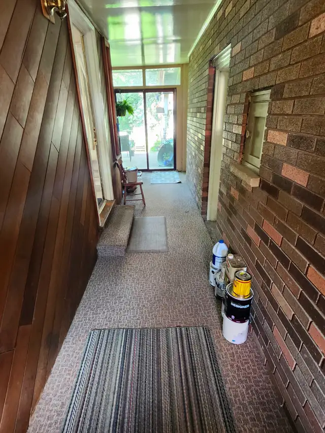 $750 Private Room For Rent In Beautiful Neighborhood ! - Photo 8
